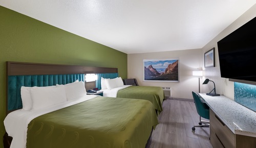 2 Queen Beds, Nonsmoking, Pet Friendly 