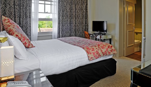 Snug Double Room