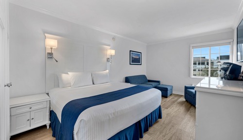Habitación estándar, 1 cama de matrimonio grande con sofá cama, vistas a la ciudad