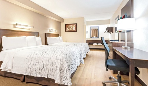 Habitación Deluxe, 2 camas dobles (Smoke Free)