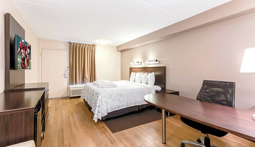 Habitación Premium, 1 cama de matrimonio grande (Upgraded Bedding & Snack, Smoke Free)