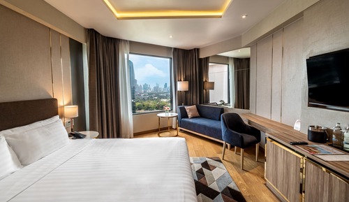 Premier King Bed