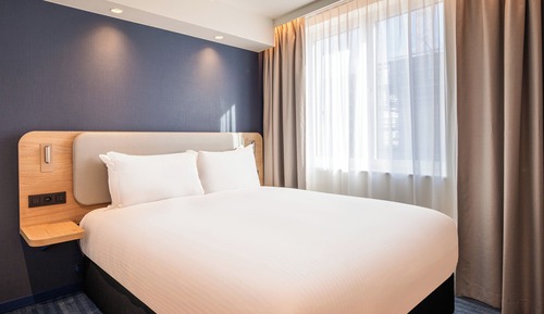 Habitación estándar, 1 cama de matrimonio con sofá cama
