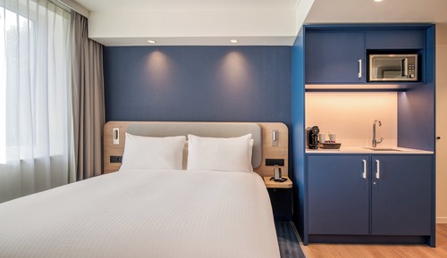 Suite, 1 cama de matrimonio, cocina básica