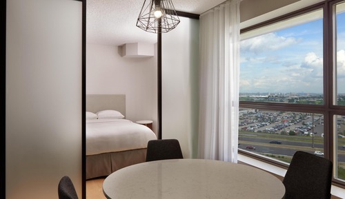 Suite, 2 habitaciones, en esquina