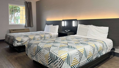 Habitación estándar, 2 camas dobles, no fumadores, frigorífico y microondas