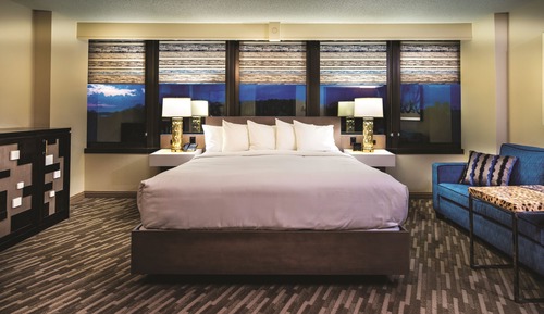 Habitación Deluxe, 1 cama de matrimonio grande, vistas a la bahía (Tower Deluxe Bay View King Bed)