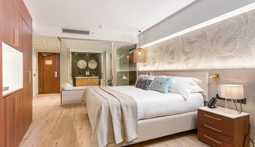 Habitación superior, piscina privada