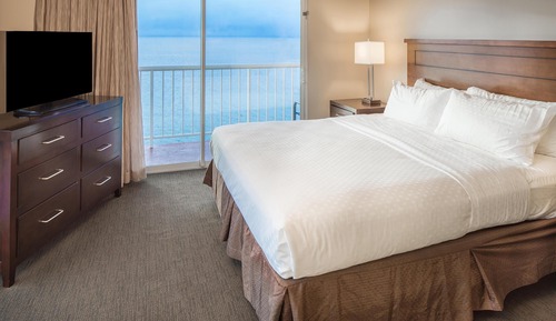 1 Bdrm Panoramic Ocean Vw King Suite Balcony