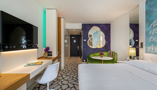 Habitación estándar con 1 cama doble o 2 individuales