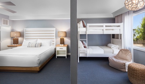 Suite familiar (1 King Bed & 1 Bunk Bed)