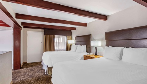 Suite, 2 camas de matrimonio, no fumadores, frigorífico y microondas
