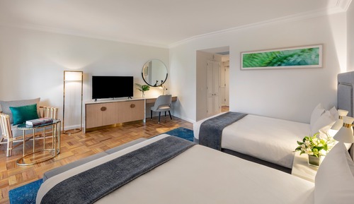 Habitación clásica, 2 camas dobles, Acceso al salón del club, vistas al puerto deportivo