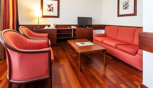 Suite, 1 cama de matrimonio grande con sofá cama