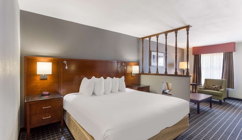 Suite, 1 cama de matrimonio grande, no fumadores, balcón (2nd Floor)