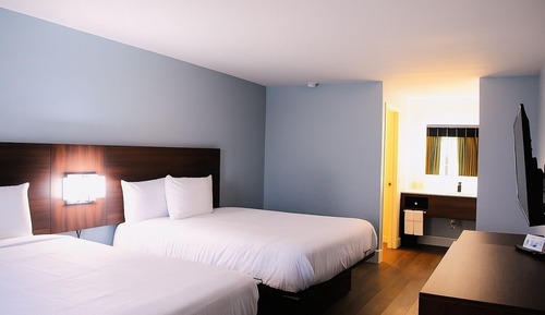 Habitación familiar doble, 2 camas de matrimonio, no fumadores