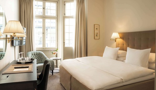 Superior Balcony Room
