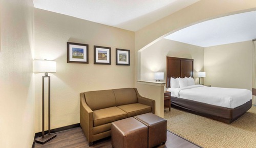 Suite, 1 cama de matrimonio grande con sofá cama, no fumadores