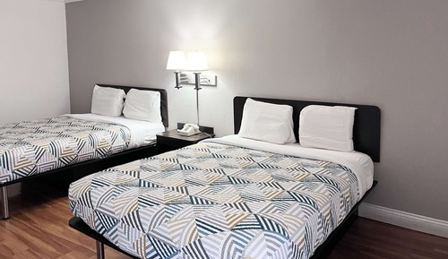 Habitación estándar, 2 camas de matrimonio, no fumadores, frigorífico y microondas