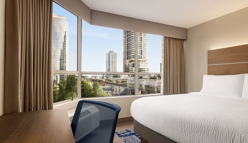 Suite, 1 cama de matrimonio grande con sofá cama, vistas a la ciudad