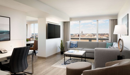 Suite, 1 habitación, en esquina