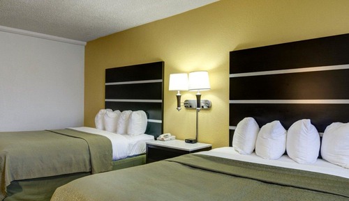Habitación estándar, 2 camas de matrimonio, fumadores