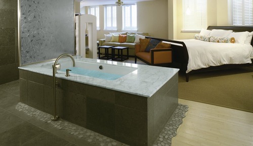 Suite (Carriage House Immersion)