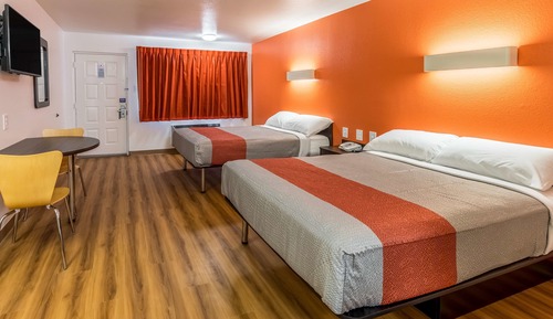 Habitación estándar, 2 camas dobles, no fumadores