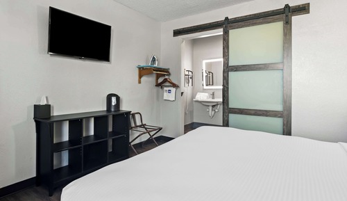 Habitación estándar, 1 cama de matrimonio grande, accesible para personas con discapacidad