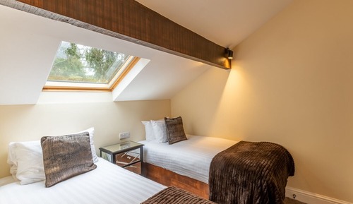 Apartamento, 2 habitaciones (First Floor Apartment on Two Levels)
