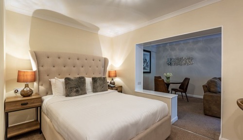 Suite junior, bañera de hidromasaje