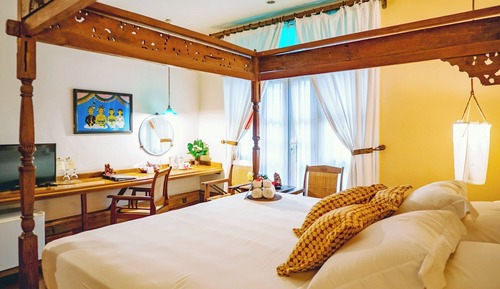 Suite (Zamrud)