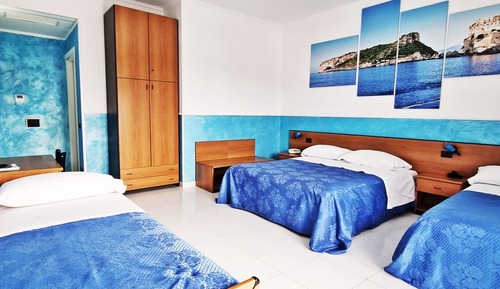Habitación cuádruple junior, vistas al mar
