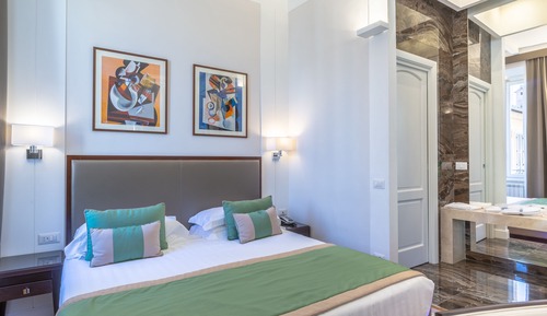 Habitación triple Deluxe, vistas a la ciudad