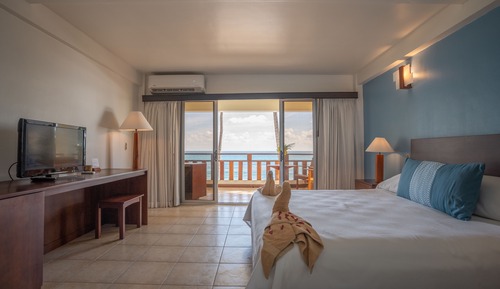 vistas en primera línea del océano (Beachfront Room)