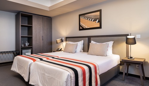Habitación clásica con 1 cama doble o 2 individuales