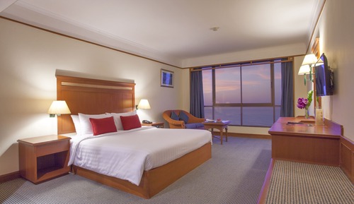 Panoramic Ocean View Suite