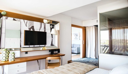 Suite