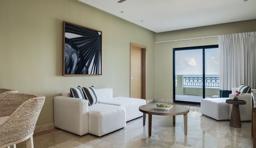 One Bedroom Master Suite King