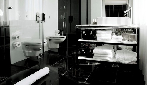 Suite, 1 cama de matrimonio, balcón, vistas a la ciudad