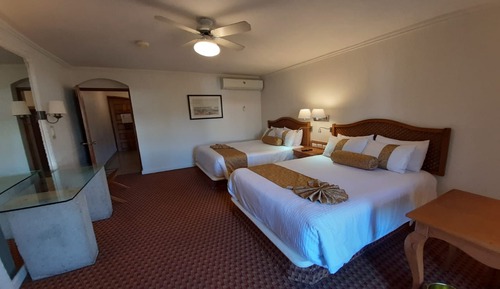 Grand Room (Dog Friendly)