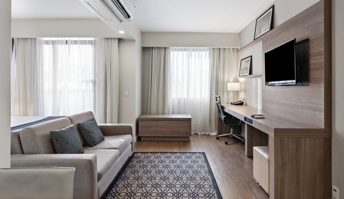 Suite estudio, 1 cama de matrimonio, cocina (Mid Floor)