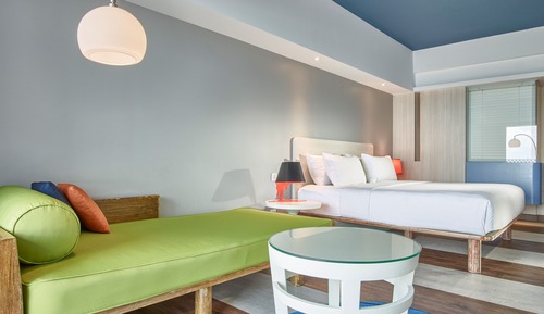 Habitación Deluxe doble, 1 cama doble con sofá cama, balcón (Grand)
