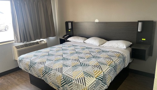 Habitación Deluxe, 1 cama de matrimonio grande, fumadores, frigorífico y microondas