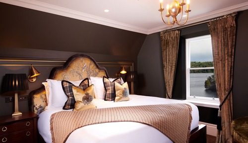 Suite (Cameron)
