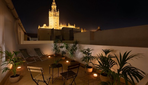 Legend Terrace, King bed