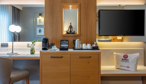 Habitación cuádruple Deluxe, vistas al jardín