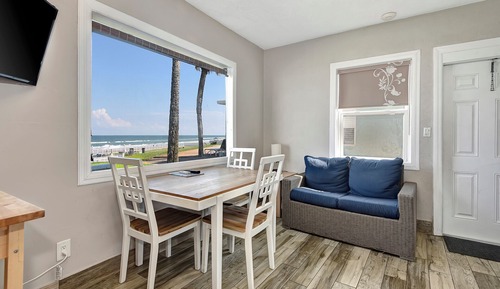Suite, 1 habitación, cocina, frente al mar
