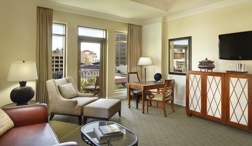 Suite (River Walk)