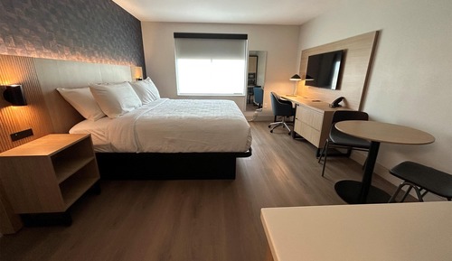 Suite, 1 cama de matrimonio grande, no fumadores, en esquina